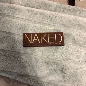 Urban Decay Original Naked Eye Shadow Palette